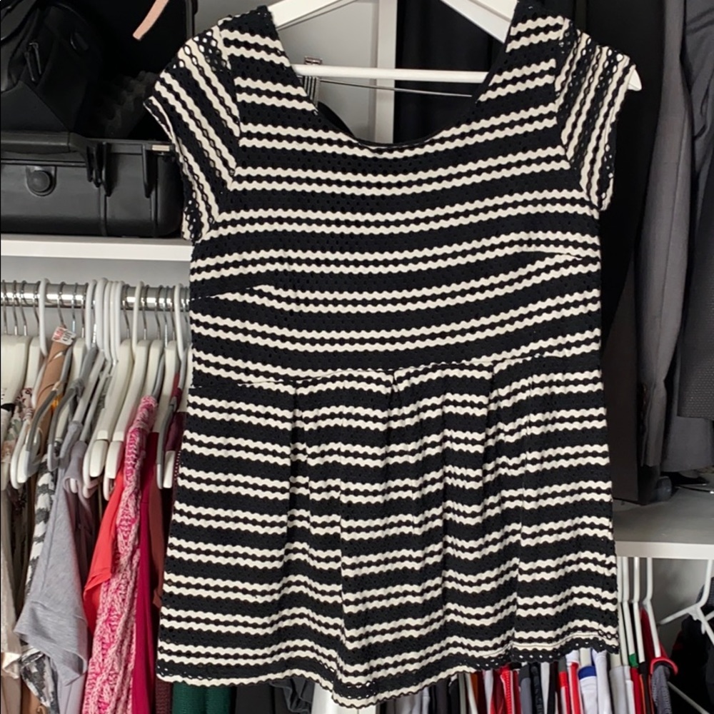 A pea in the pod peplum top